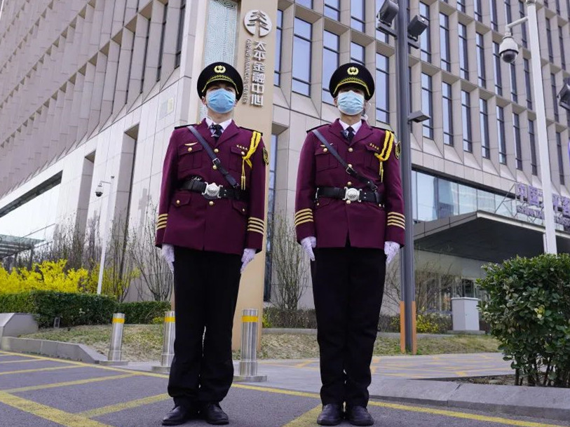 【新標(biāo)準(zhǔn) 新要求 新形象】銀盾保安公司順利完成中國(guó)太平金融中心進(jìn)駐交接工作