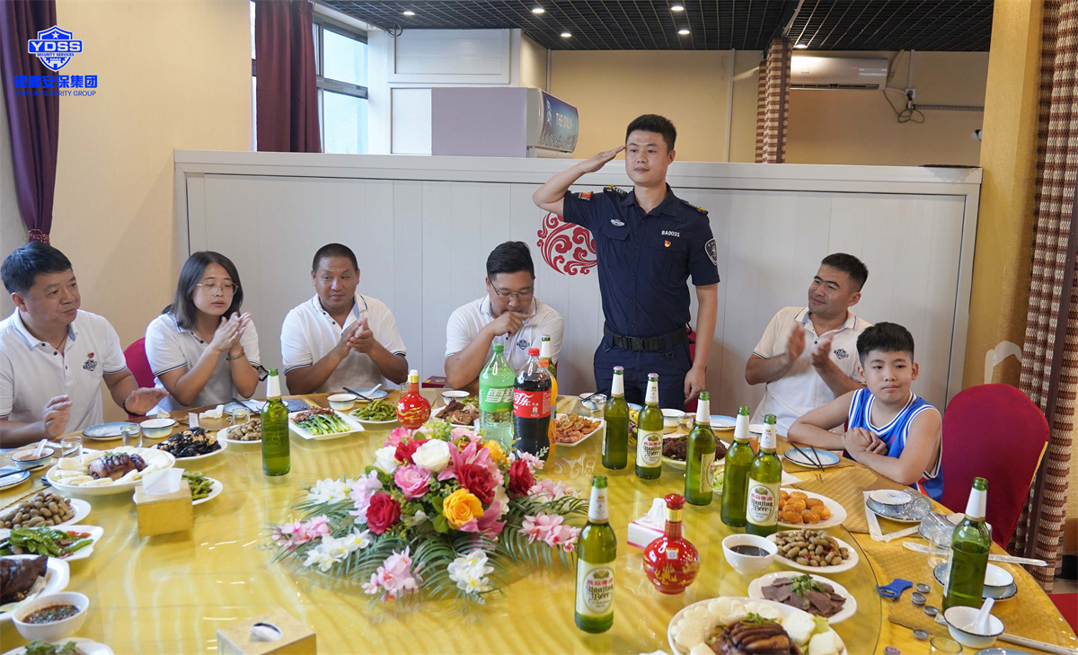 北京銀盾保安服務(wù)有限公司為退伍老兵舉辦建軍節(jié)聯(lián)誼會 銀盾北京保安服務(wù)退伍軍人聯(lián)誼會