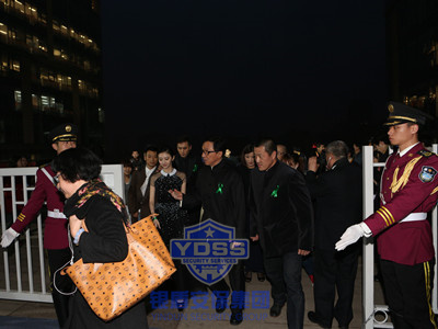 銀盾集團(tuán)為-成龍-提供安全護(hù)衛(wèi)服務(wù)