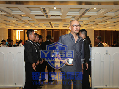 銀盾集團(tuán)為-管虎-提供安全護(hù)衛(wèi)服務(wù)