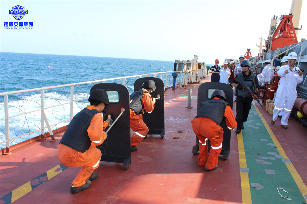 銀盾安保集團(tuán)海外安保海保隊(duì)員船舶護(hù)航任務(wù)突擊訓(xùn)練