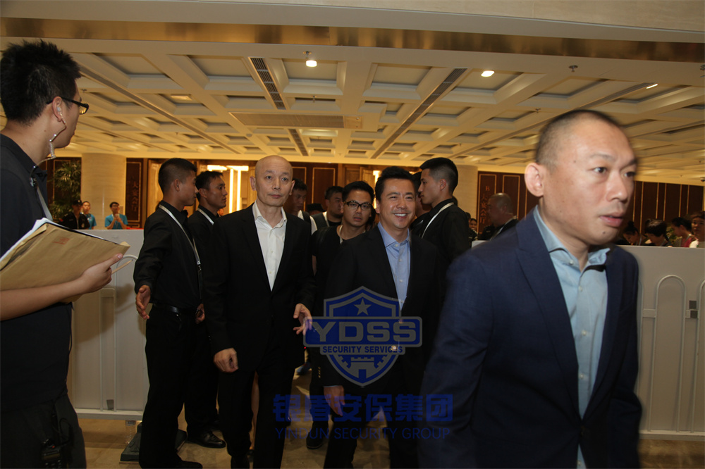 銀盾安保公司特勤人員為中國著名影視演員提供安全隨衛(wèi)服務(wù)