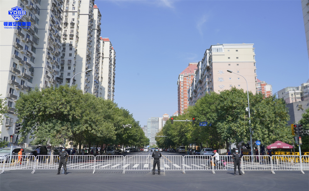 保潔服務(wù)和物業(yè)公司保安外包合同違約處罰條款如何設(shè)置