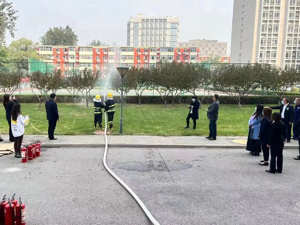 【人人講安全、個個會應(yīng)急】銀盾保安開展安全生產(chǎn)月主題消防安全應(yīng)急演練活動