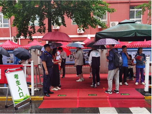 護(hù)航高考 北京保安在行動(dòng)